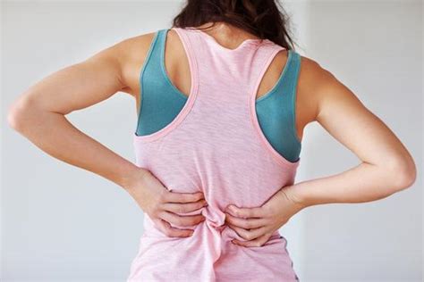 какво да приемате при болки в стомаха, даващи на гърба